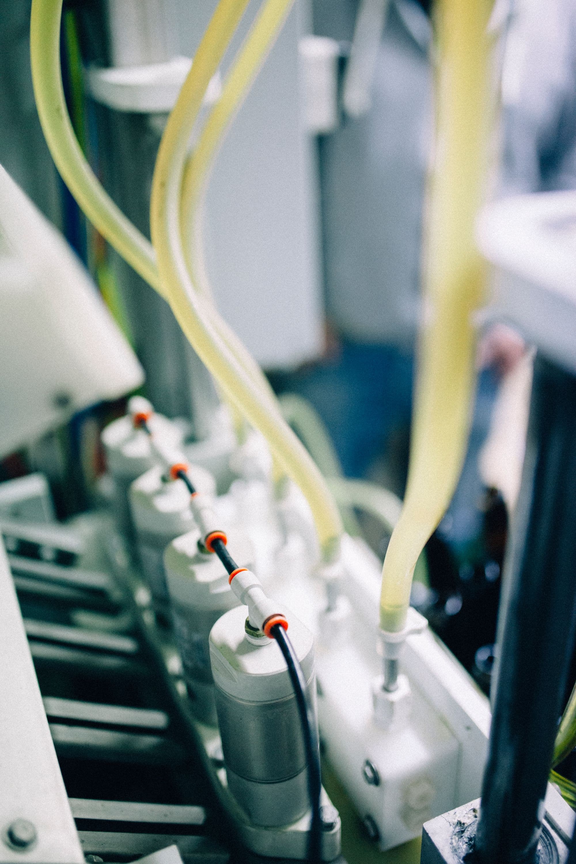 Precision bottling line machinery