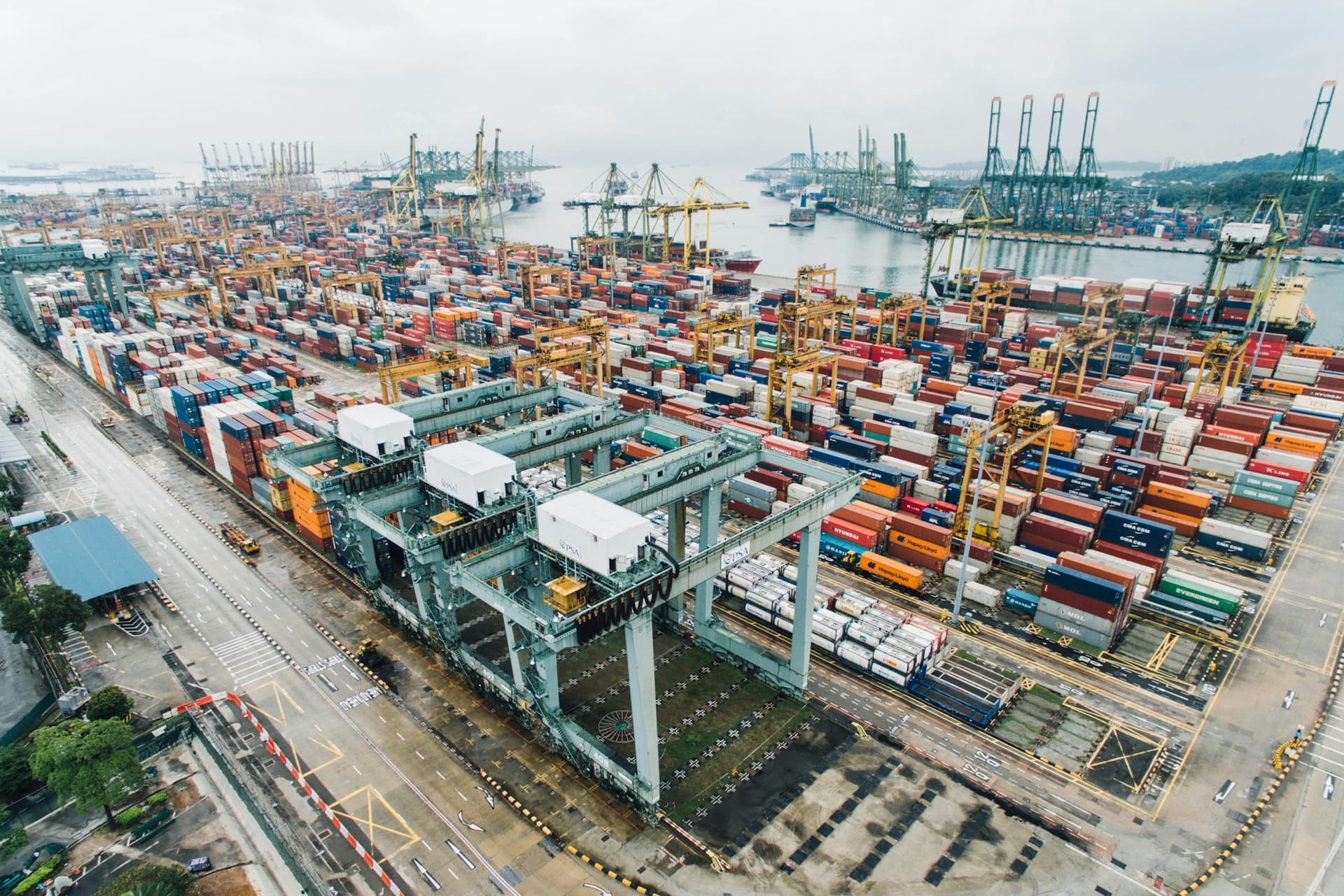 Global export logistics and shipping